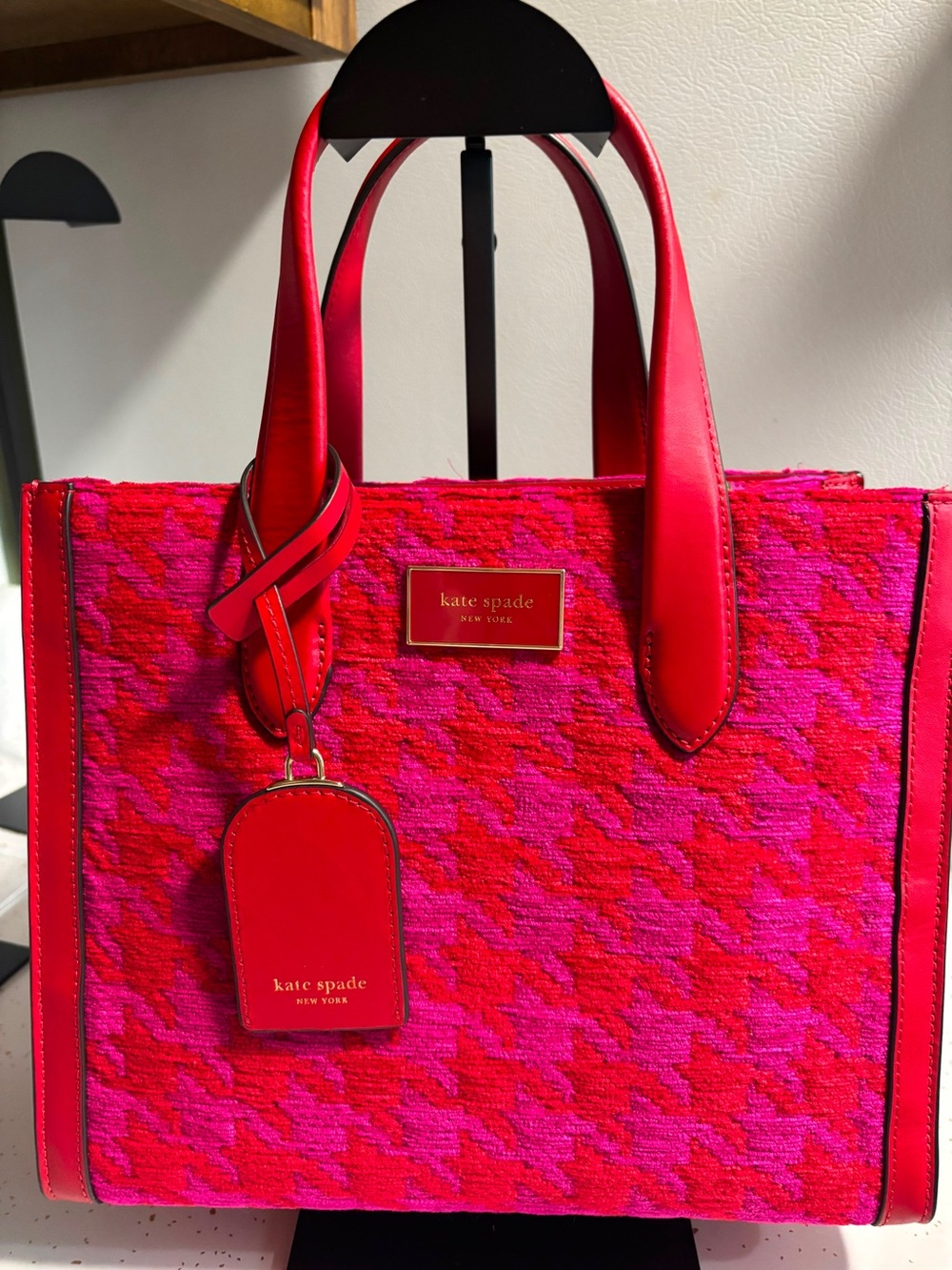 NWOT kate spade Leather & Velvet Red & Pink Houndstooth Tote w crossbody + dusty